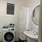 Apartment Spacious Near The